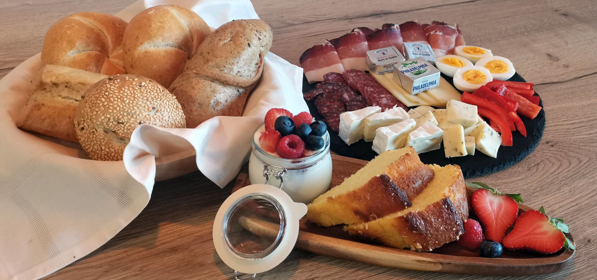 Frühstück und Hofeigene Produkte Südtirol